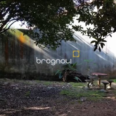 Terreno com 1427m², no bairro Coqueiros em Florianópolis