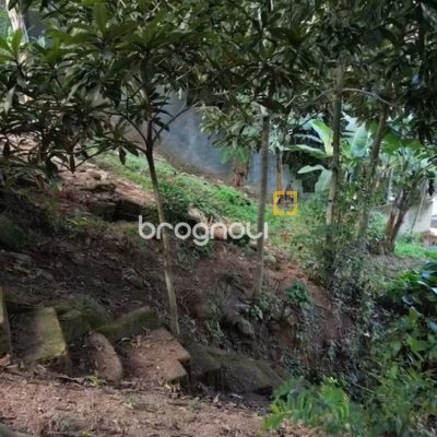 Terreno com 1427m², no bairro Coqueiros em Florianópolis