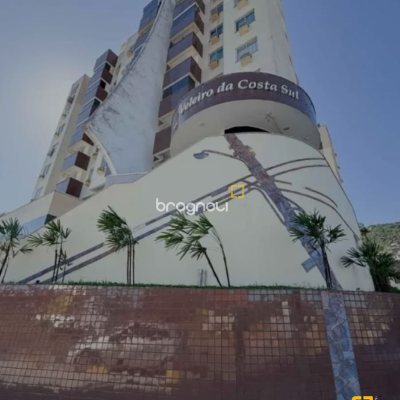 Apartamento com 77m², 3 quartos (sendo 1 suíte), 2 garagens, no bairro Costeira do Pirajubaé em Florianópolis