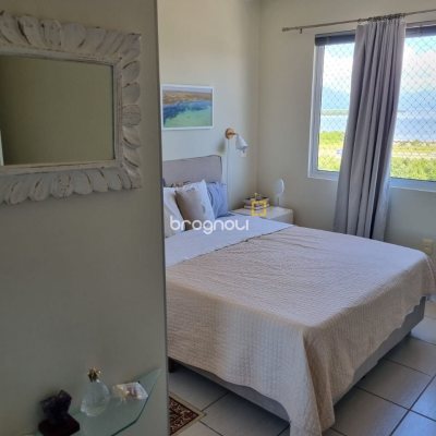 Apartamento com 77m², 3 quartos (sendo 1 suíte), 2 garagens, no bairro Costeira do Pirajubaé em Florianópolis