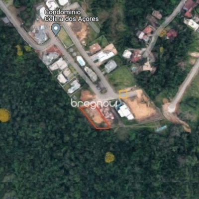 Terreno com 794m², no bairro Córrego Grande em Florianópolis