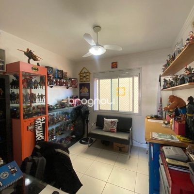 Apartamento com 90m², 3 quartos (sendo 1 suíte), 1 garagem, no bairro Ipiranga em São José