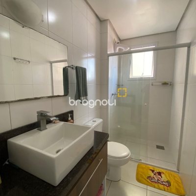 Apartamento com 90m², 3 quartos (sendo 1 suíte), 1 garagem, no bairro Ipiranga em São José