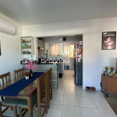 Apartamento com 90m², 3 quartos (sendo 1 suíte), 1 garagem, no bairro Ipiranga em São José