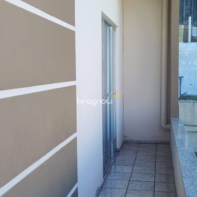 Casa com 103m², 2 quartos (sendo 1 suíte), no bairro Centro em Florianópolis