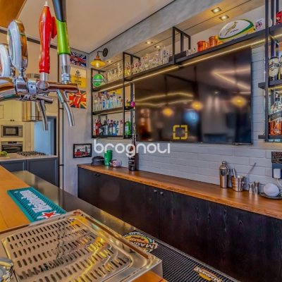Casa com 564m², 4 quartos (sendo 4 suítes), 4 garagens, no bairro Jurerê Internacional em Florianópolis