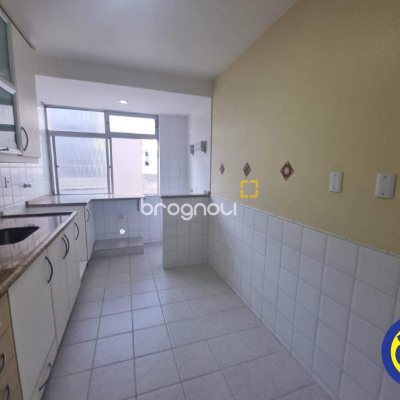 Apartamento com 64m², 2 quartos, 1 garagem, no bairro Centro em Florianópolis