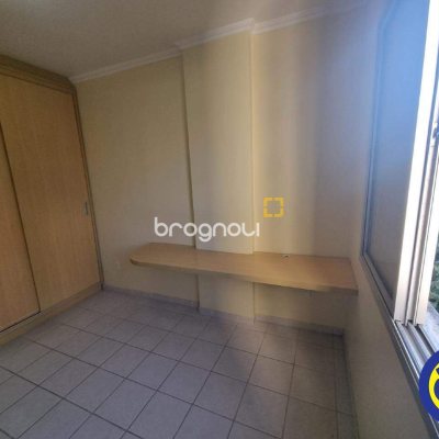 Apartamento com 64m², 2 quartos, 1 garagem, no bairro Centro em Florianópolis