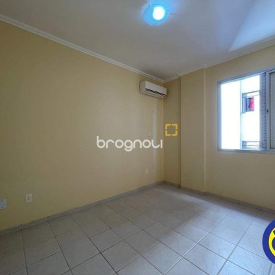 Apartamento com 64m², 2 quartos, 1 garagem, no bairro Centro em Florianópolis