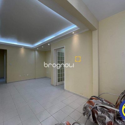 Apartamento com 64m², 2 quartos, 1 garagem, no bairro Centro em Florianópolis