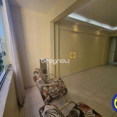 Apartamento com 64m², 2 quartos, 1 garagem, no bairro Centro em Florianópolis