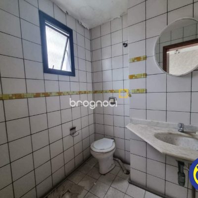 Sala com 42m², 1 garagem, no bairro Centro em Florianópolis