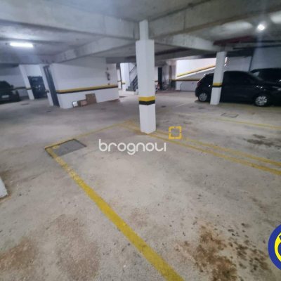 Sala com 42m², 1 garagem, no bairro Centro em Florianópolis