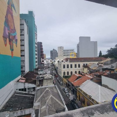 Sala com 42m², 1 garagem, no bairro Centro em Florianópolis