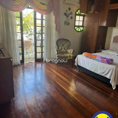 Casa com 289m², 4 quartos (sendo 3 suítes), 2 garagens, no bairro Jardim Atlântico em Florianópolis