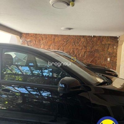 Casa com 289m², 4 quartos (sendo 3 suítes), 2 garagens, no bairro Jardim Atlântico em Florianópolis