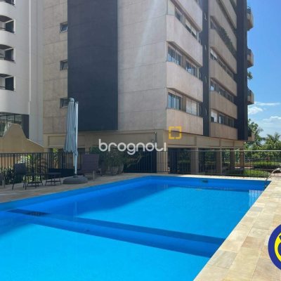 Apartamento com 250m², 3 quartos (sendo 2 suítes), 2 garagens, no bairro Centro em Florianópolis