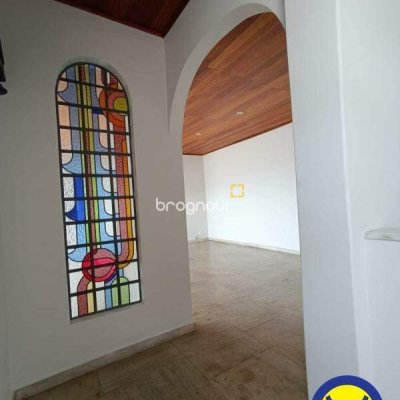 Cobertura com 320m², 4 quartos (sendo 4 suítes), 4 garagens, no bairro Centro em Florianópolis