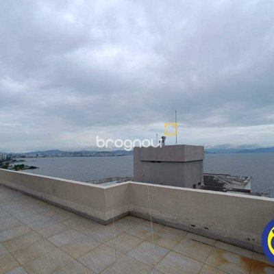 Cobertura com 320m², 4 quartos (sendo 4 suítes), 4 garagens, no bairro Centro em Florianópolis