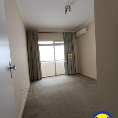 Cobertura com 320m², 4 quartos (sendo 4 suítes), 4 garagens, no bairro Centro em Florianópolis