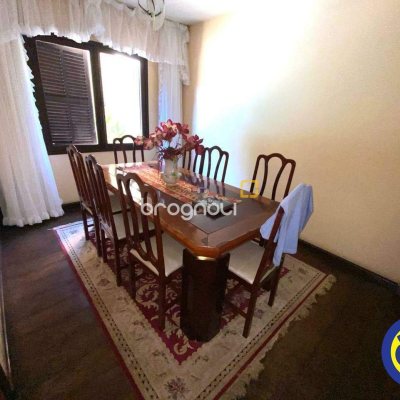 Casa com 163m², 3 quartos (sendo 1 suíte), 1 garagem, no bairro Agronômica em Florianópolis