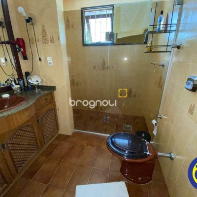 Casa com 163m², 3 quartos (sendo 1 suíte), 1 garagem, no bairro Agronômica em Florianópolis