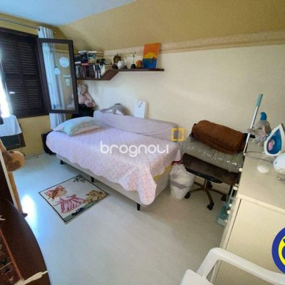 Casa com 163m², 3 quartos (sendo 1 suíte), 1 garagem, no bairro Agronômica em Florianópolis