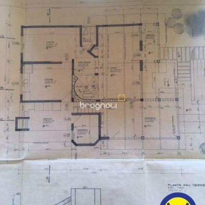 Casa com 163m², 3 quartos (sendo 1 suíte), 1 garagem, no bairro Agronômica em Florianópolis