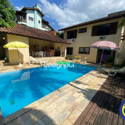 Casa com 163m², 3 quartos (sendo 1 suíte), 1 garagem, no bairro Agronômica em Florianópolis