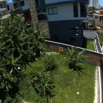 Terreno com 355m², no bairro Estreito em Florianópolis