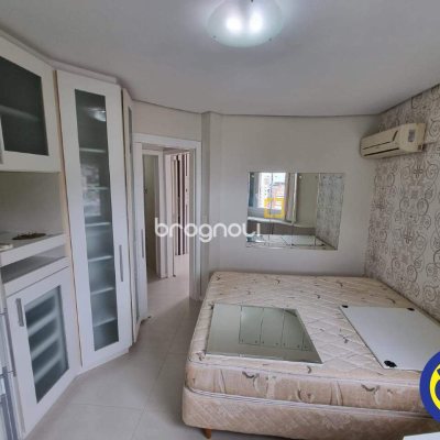 Cobertura com 162m², 3 quartos (sendo 1 suíte), 1 garagem, no bairro Centro em Florianópolis