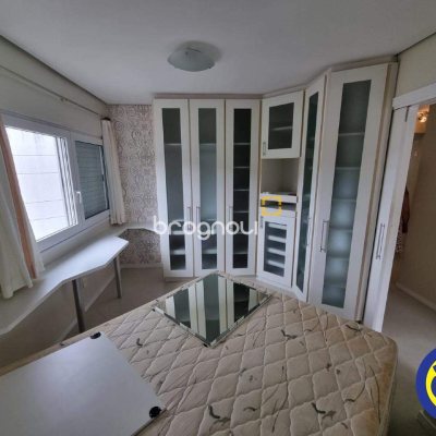 Cobertura com 162m², 3 quartos (sendo 1 suíte), 1 garagem, no bairro Centro em Florianópolis