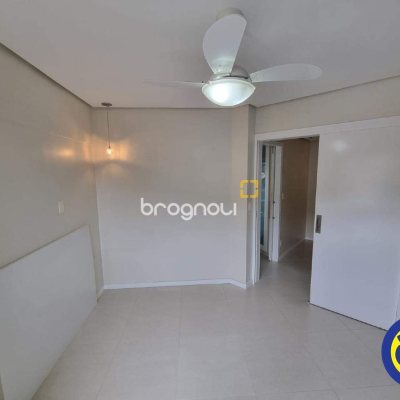 Cobertura com 162m², 3 quartos (sendo 1 suíte), 1 garagem, no bairro Centro em Florianópolis