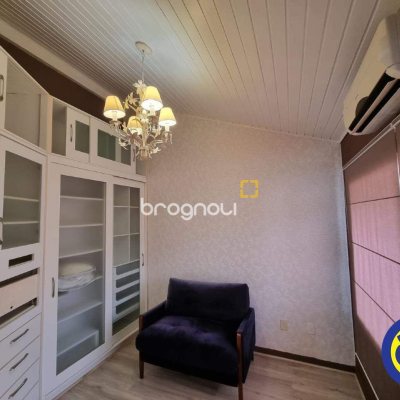 Cobertura com 162m², 3 quartos (sendo 1 suíte), 1 garagem, no bairro Centro em Florianópolis