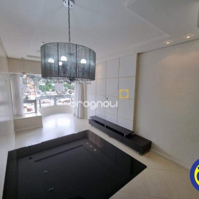 Cobertura com 162m², 3 quartos (sendo 1 suíte), 1 garagem, no bairro Centro em Florianópolis