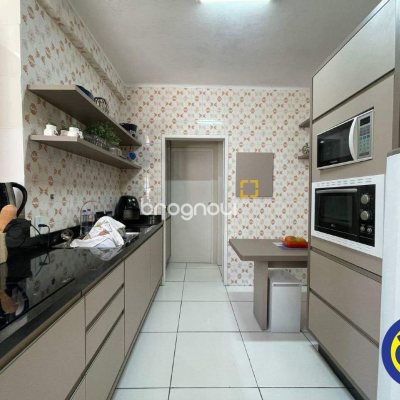 Apartamento com 99m², 3 quartos, no bairro Centro em Florianópolis