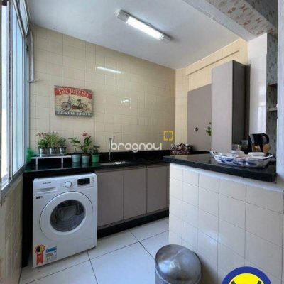 Apartamento com 99m², 3 quartos, no bairro Centro em Florianópolis