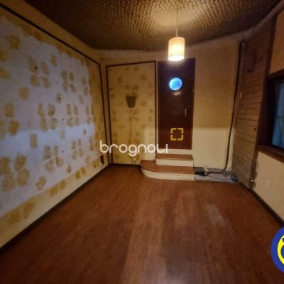 Casa com 100m², 3 quartos (sendo 1 suíte), 3 garagens, no bairro Centro em Florianópolis