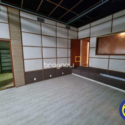 Casa com 100m², 3 quartos (sendo 1 suíte), 3 garagens, no bairro Centro em Florianópolis