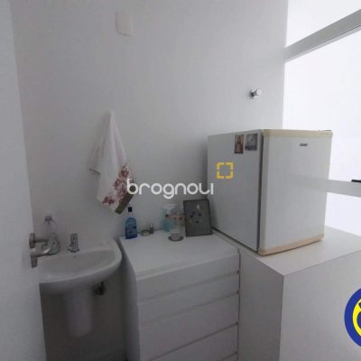Sala com 53m², 1 garagem, no bairro Agronômica em Florianópolis