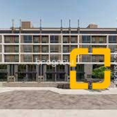 Apartamento com 79m², 2 quartos (sendo 2 suítes), 2 garagens, no bairro Jurerê Tradicional em Florianópolis
