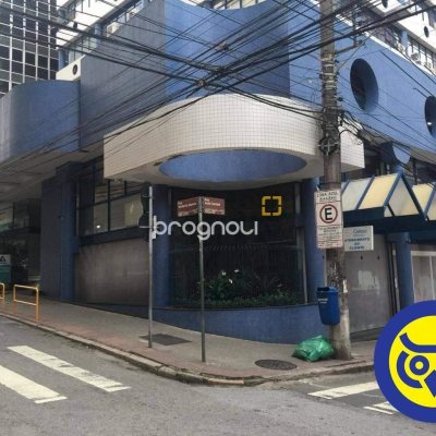 Sala com 42m², 1 garagem, no bairro Centro em Florianópolis