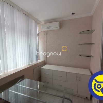 Sala com 42m², 1 garagem, no bairro Centro em Florianópolis