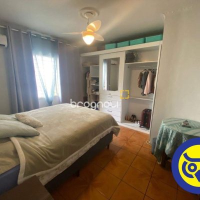 Casa com 280m², 3 quartos (sendo 2 suítes), 1 garagem, no bairro Itaguaçu em Florianópolis