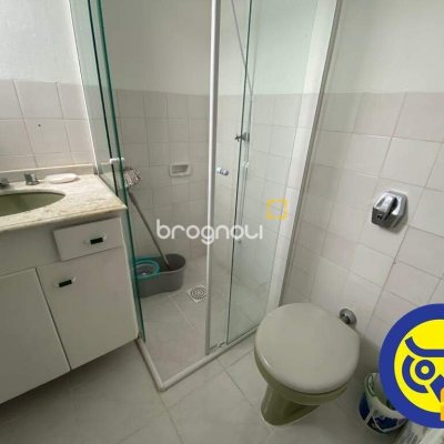 Casa com 254m², 4 quartos (sendo 1 suíte), 2 garagens, no bairro Agronômica em Florianópolis