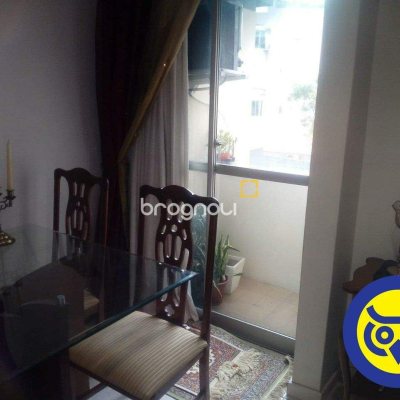 Apartamento com 81m², 3 quartos, 1 garagem, no bairro Coqueiros em Florianópolis
