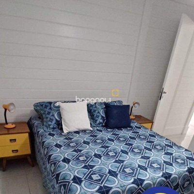 Casa com 360m², 3 quartos (sendo 2 suítes), 2 garagens, no bairro Vargem Grande em Florianópolis