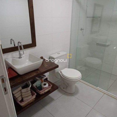 Casa com 360m², 3 quartos (sendo 2 suítes), 2 garagens, no bairro Vargem Grande em Florianópolis