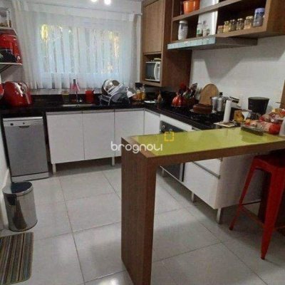 Casa com 360m², 3 quartos (sendo 2 suítes), 2 garagens, no bairro Vargem Grande em Florianópolis