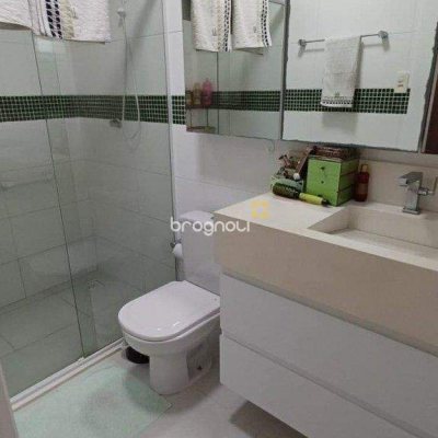 Casa com 360m², 3 quartos (sendo 2 suítes), 2 garagens, no bairro Vargem Grande em Florianópolis